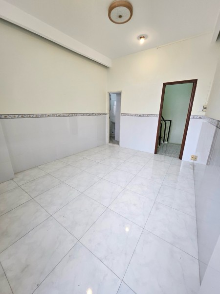 Cho thuê nhà hẻm hơi số Lê Văn Duyệt P3 Bình Thạnh