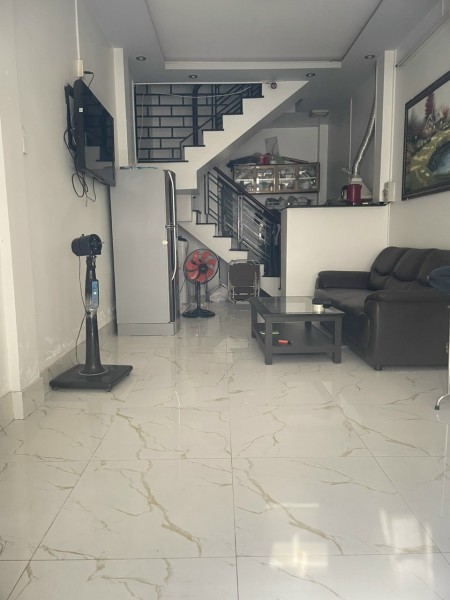 Cho thuê nhà nguyên căn diện tích 60m2, tại Lê Văn Lương.