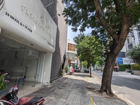 Cho thuê nhà mặt tiền làm văn phòng - Tầng trệt Quận 1