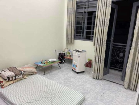 Cho thuê nhà Phạm Hữu Lầu, Phú Mỹ, quận 7, diện tích 4x12m2