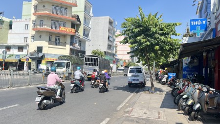 Đi đến slide 7