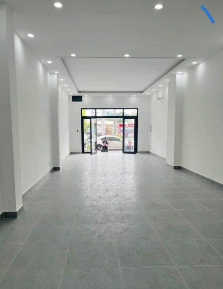 Cho thuê mặt tiền Lũy Bán Bích. Diện tích 4.2x 25. 1 triệu 2 lầu. Trống suốt. Giá 34 triệu