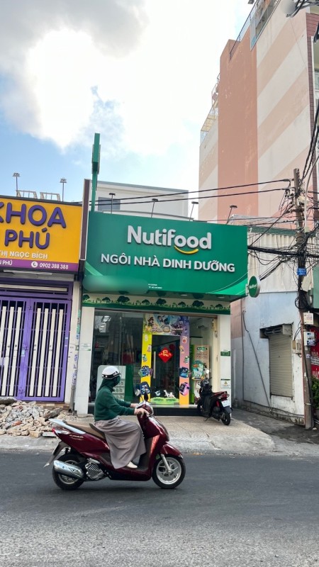 Đi đến slide 1