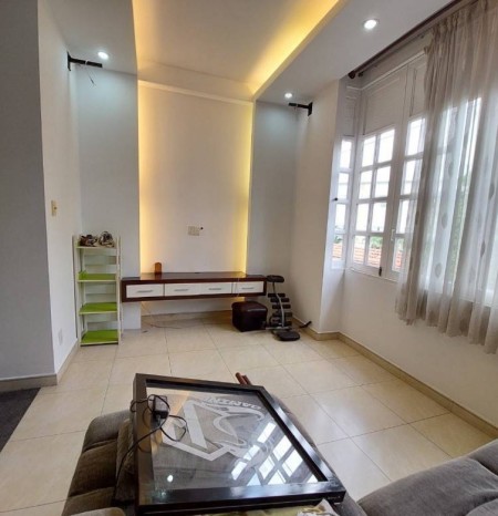 Nhà cho thuê VIEW SIÊU ĐẸP, ngang 5.3m x 8.5m, 3 phòng ngủ, đường Nguyễn Bặc, Tân Bình.