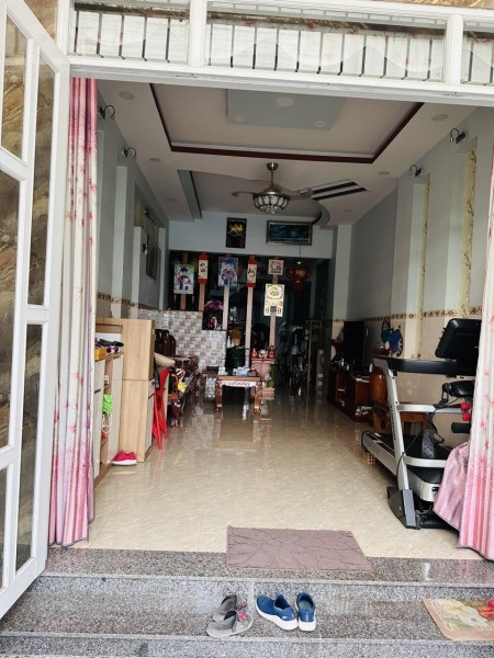 Nhà 1 trệt 3 lầu kdc Hồng Long, 4pn 5wc, đường xe tải