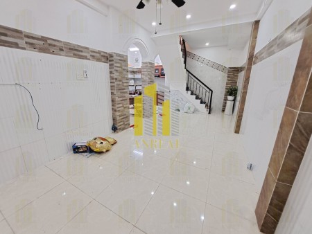 Nhà Trần Não gần cầu Sài Gòn 2 lầu 2PN - Khu yên tĩnh, mát mẻ