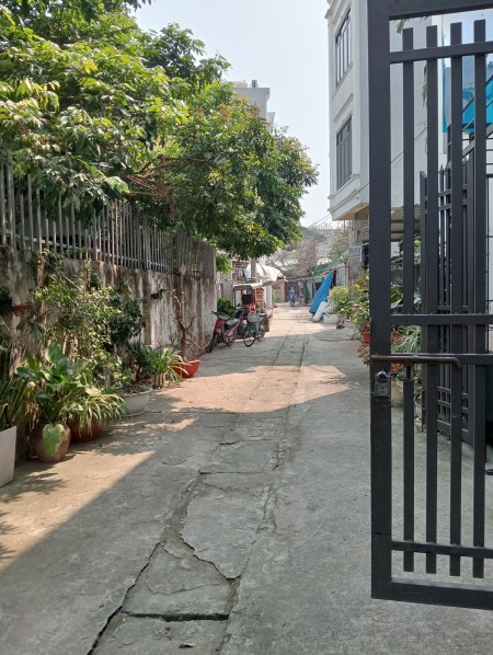 Cho thuê nhà chính chủ có sổ đỏ KV Đồng Mai, Hà Đông