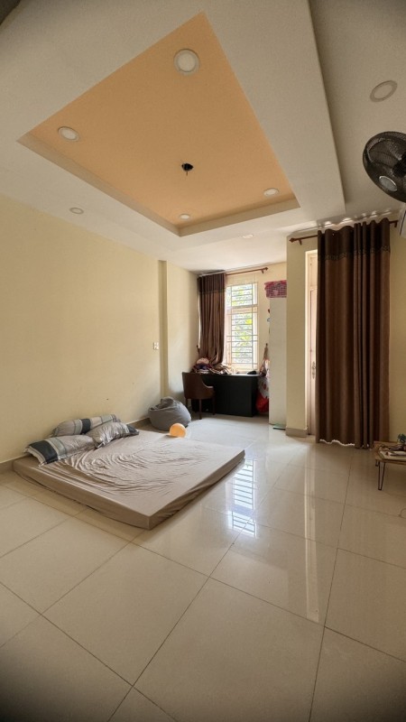 Nhà hẻm ô tô né nhau, 1 trệt 2 lầu, 4pn 3wc, gần QL13