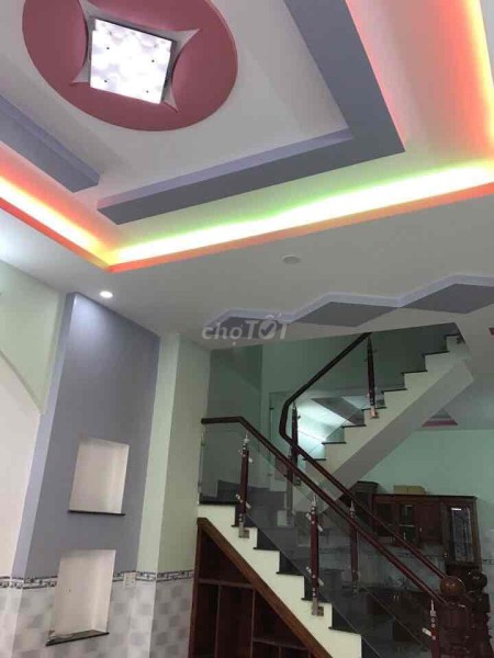 Cần cho thuê nhà nguyên căn, hẽm xe hơi Huỳnh Tấn Phát Q7,