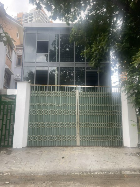 Đi đến slide 2