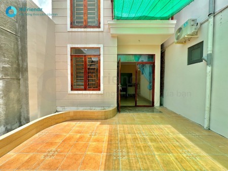 NHÀ NGUYÊN CĂN 1 TRỆT 1 LẦU 2PN 1PK 3WC