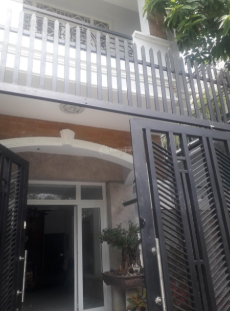 Cho thuê nhà đường Tạ Quang Bửu, quận 8, 7 x 24m (trệt, 3 lầu