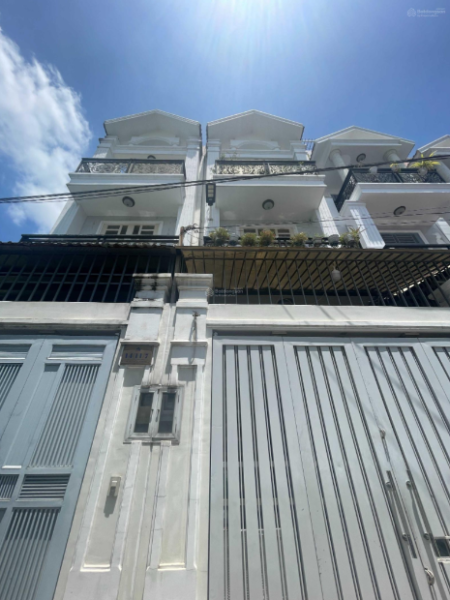 Nhà ngay cầu Ông Dầu, 4x14m, 12tr/ tháng, Hiệp Bình Chánh, Thủ Đức