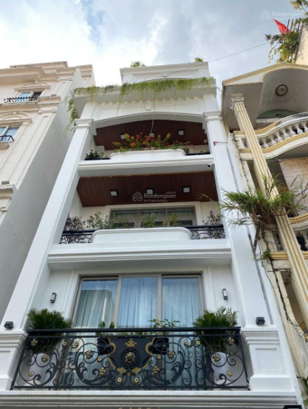 Cho thuê nhà hẻm Nguyễn Huy Tưởng, 1 trệt - 2 lầu - sân thượng - 4 phòng ngủ