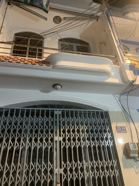 Cho thuê nnc cạnh siêu thị Emart thiso Phan Huy Ích