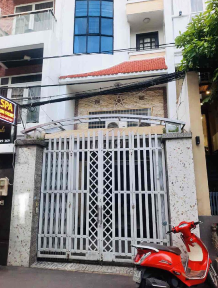 Nhà cho thuê 1 trệt 4 lầu tại Thảo điền, quận 2
