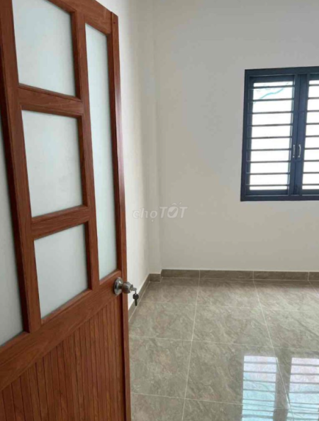 Nhà cho thuê hẻm 8m đường Minh Phụng. Xe hơi đậu trước nhà được