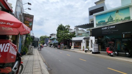 Đi đến slide 6