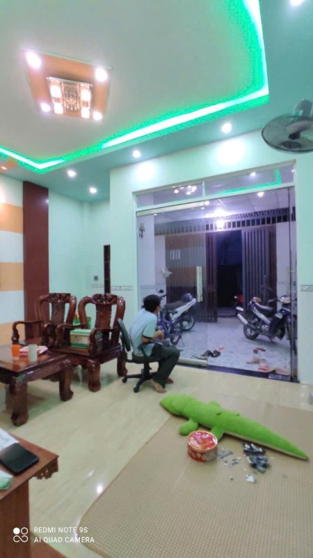 Cho thuê nhà gần Quang Thắng P.Trảng Dài, 2PN, sân xe 4C, 1 Máy