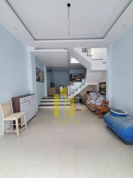 Nhà Gần Trần Não trệt 1 lầu giá chỉ 15 triệu đường xe hơi giá tốt