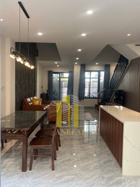 Villa Phố 3 Lầu Đầy Đủ Nội Thất Tại An Phú - Có Gara Xe Hơi