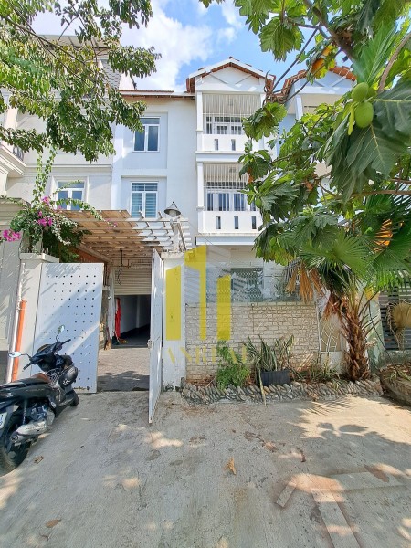 Đi đến slide 1