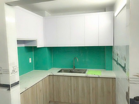 Cho thuê nhà nguyên căn 3 bước ra mặt tiền Phan Đình Phùng - PHÚ NHUẬN, 5 tầng, 4PN chỉ 15t.r