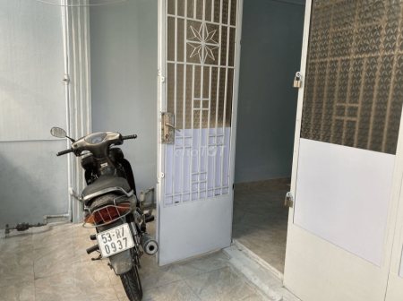 Nhà nguyên căn đường Thống Nhất, P16, Gò Vấp, 72m2, 2PN