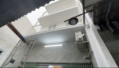 CHO THUÊ NHÀ NGUYÊN CĂN 8TR/ THÁNG - HẺM 1247 HUỲNH TẤN PHÁT