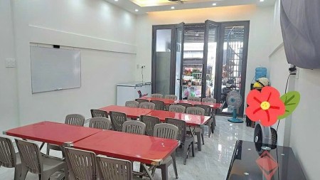 Cho thuê nhà đường số 65 khu tân quy đông ,Quận 7 dt 6x20m,1 lầu