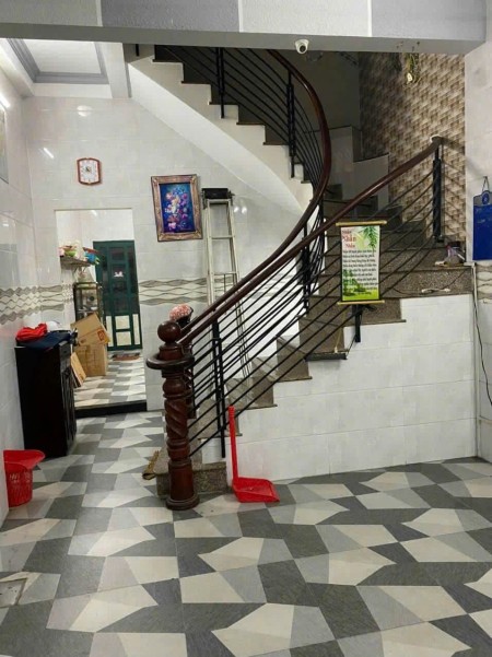 Cho thuê nhà đường số 15 P.Tân Kiểng, Quận 7 dt 4x18m, 3 lầu, 5pn