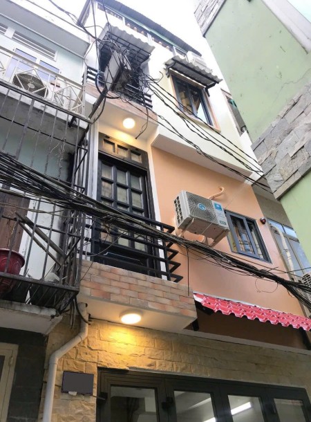 Nhà nguyên căn đường Trương Định, P9, Quận 3, giá 13 triệu/tháng, 3PN, 4WC