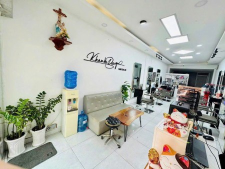Cho thuê nhà đường số 79, P.Tân, Quy Quận 7, dt 3.5x20m, cấp 4