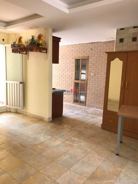 Cho thuê nhà tập thể, tầng 3 Trần Quý Cáp, quận Đống Đa, Hà nội (đi cả đường ngõ Văn Chương).