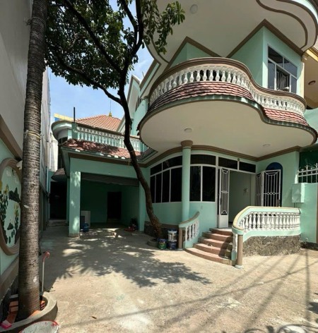 Nhà biệt thự Bàu Cát, Tân Bình, DT 104m2, 4PN4WC, đầy đủ tiện nghi, khu VIP, giá 18 triệu/tháng