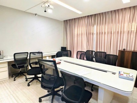 Nhà nguyên căn Huỳnh Văn Bánh, Phú Nhuận, DT 115m2, phù hợp mở VP, SPA, KD online, giá TL