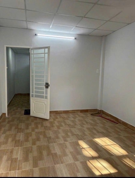 Cho thuê nhà Nguyễn Duy Cung, Gò Vấp, DT 52m2, làm VP, công ty, KD online, giá 12 triệu/tháng