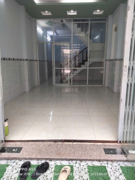 Cho thuê nhà nguyên căn Lê Văn Quới gần chợ