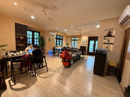 Cho thuê nhà biệt thự Xuân Thủy, Quận 2, DT 225m2, ngay trung tâm Thảo Điền, giá 80tr