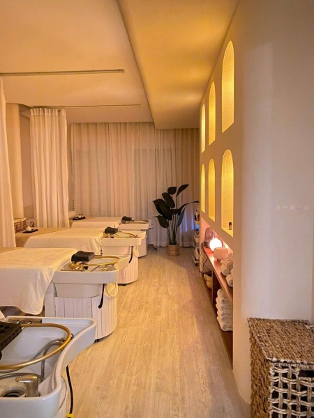 Cho thuê nhà mặt tiền Lê Thị Riêng, Quận 1, DT 80m2, ngay trung tâm, giá thuê 38 triệu/tháng