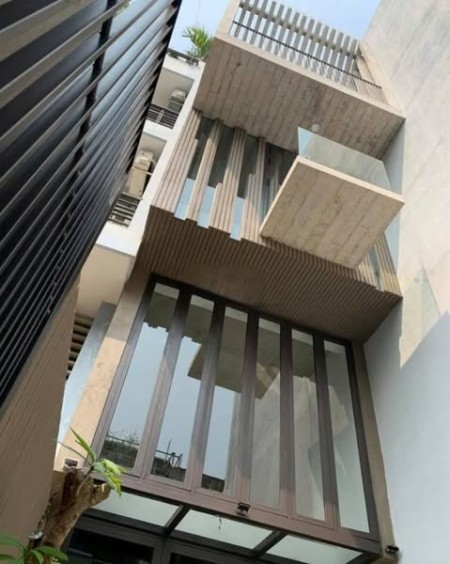 Nhà mặt tiền Đặng Thai Mai, Phú Nhuận cho thuê, DT 57m2, 3PN4WC, giá 4x triệu/tháng