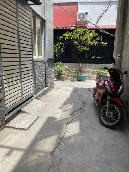 Cho thuê nhà Nguyễn Phi Khanh, Quận 1, DT 36m2, thích hợp KD online, giá 10,5 triệu/tháng