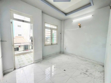 Cho thuê nhà nguyên căn Lê Đình Cẩn, Bình Tân, DT 40m2, gần AEONMALL, giá 9 triệu