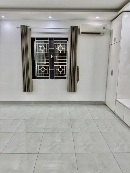 Nhà nguyên căn khu Lacasa Hoàng Quốc Việt, Q7, DT 65m2, KDC cao cấp, giá 22 triệu/tháng