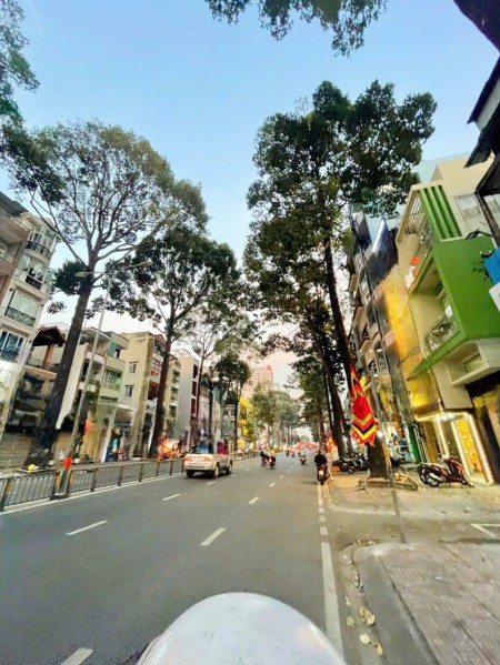 Nhà nguyên căn đường 3/2, Quận 11, DT 49m2, giao thông thuận tiện, KD online, giá 20tr