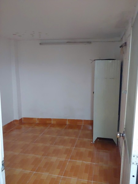 Cho thuê nhà mặt tiền đường lớn, Gò Vấp, DT 33m2, thích hợp KD online, mở SPA, giá 9,5 triệu/tháng