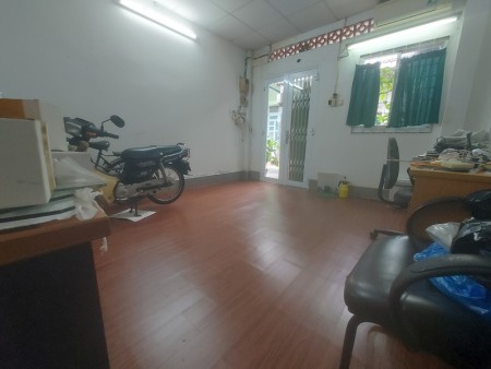 Cho Thuê Nhà nguyên căn Trần Nhân Tôn, Q5, TPHCM gần trường học, bệnh viện, chợ