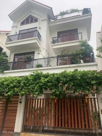 Đi đến slide 1