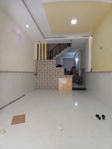Nhà cho thuê tại liên khu 4 - 5, Bình Tân, DT 60m2, 2PN2WC, khu sầm uất, giá 7 triệu/tháng