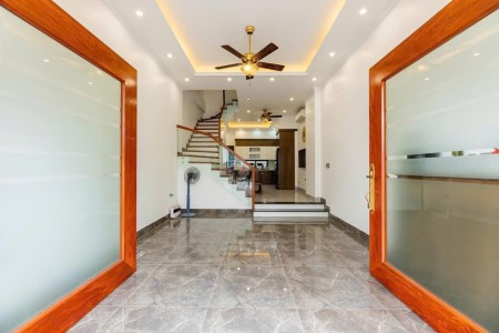 Cho thuê Biệt Thự Liền Kề Tân Mai 4 tầng x 60m2, 3 PN, 25 Triệu làm văn phòng, KD online